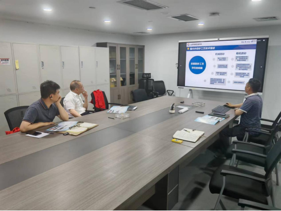 山東中聯(lián)石油與東勝油公司工藝所進(jìn)行技術(shù)交流